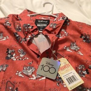 Disney Rsvlts 100th anniversary red, 2XL button down
